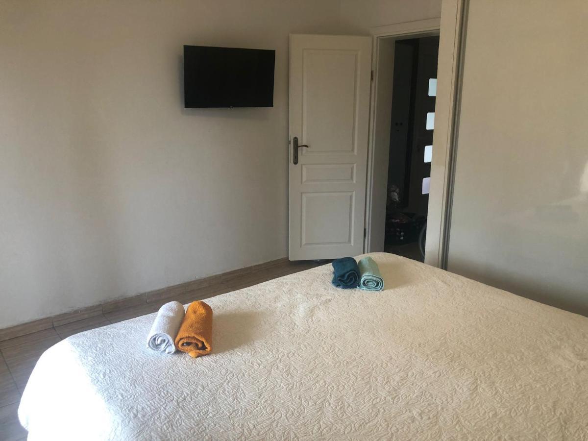 Apartments Martina Тисно Экстерьер фото